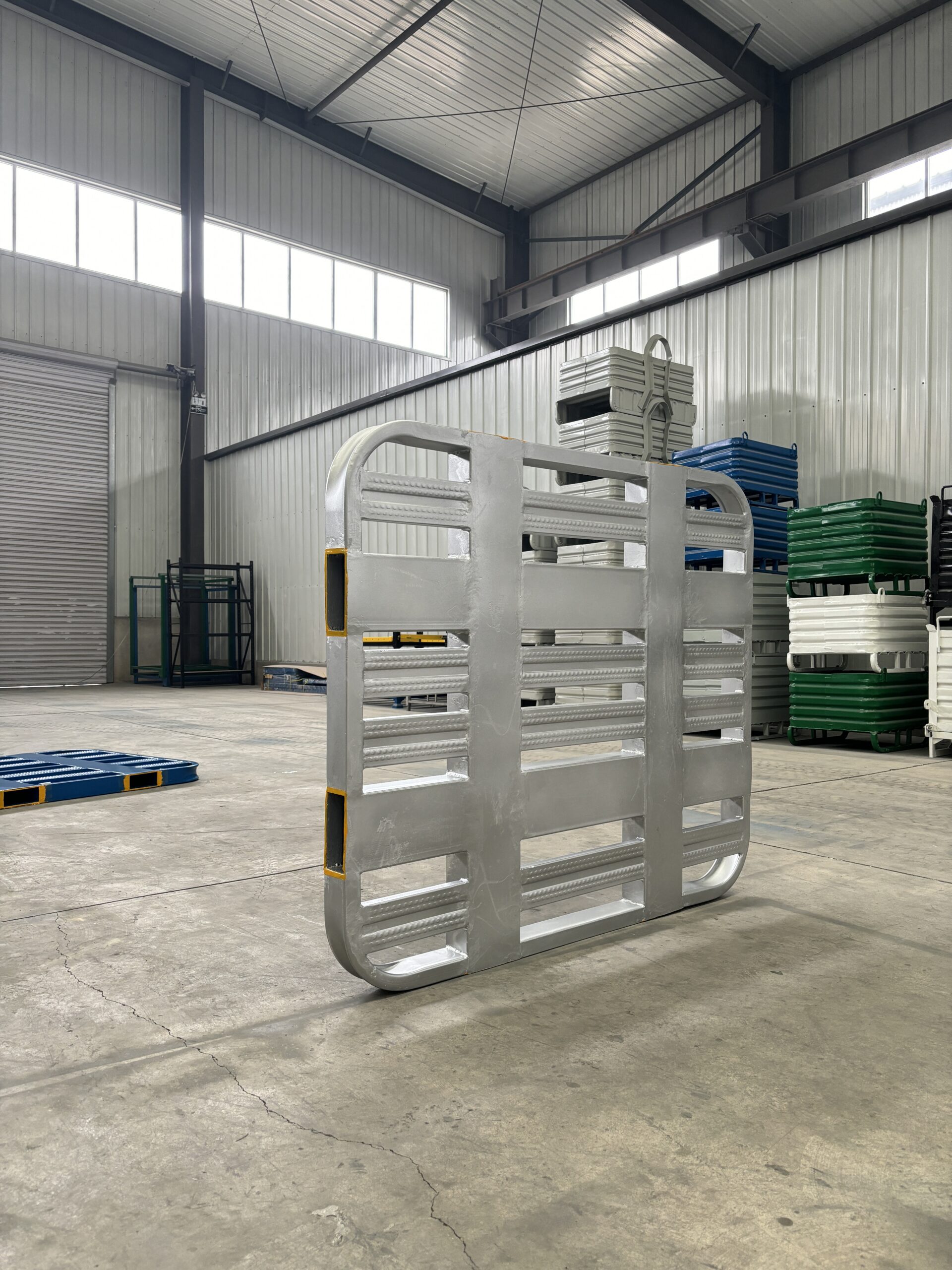 Rounded Corner Steel Pallet | Heavy Duty Galvanized Forklift Stackable Pallet